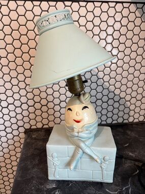 Humpty Dumpty Vintage Child’s table  lamp